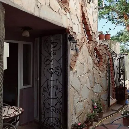 Nana * Città di Skiathos
